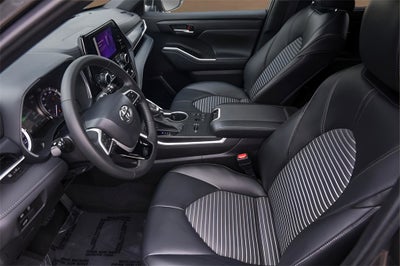 2023 Toyota Highlander XSE