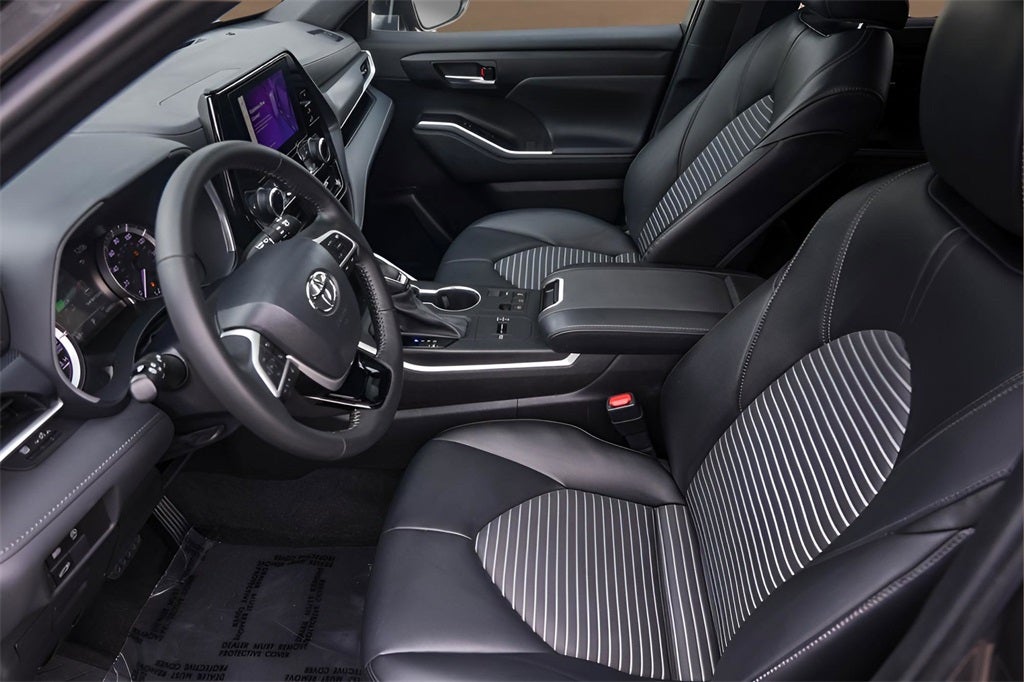 2023 Toyota Highlander XSE