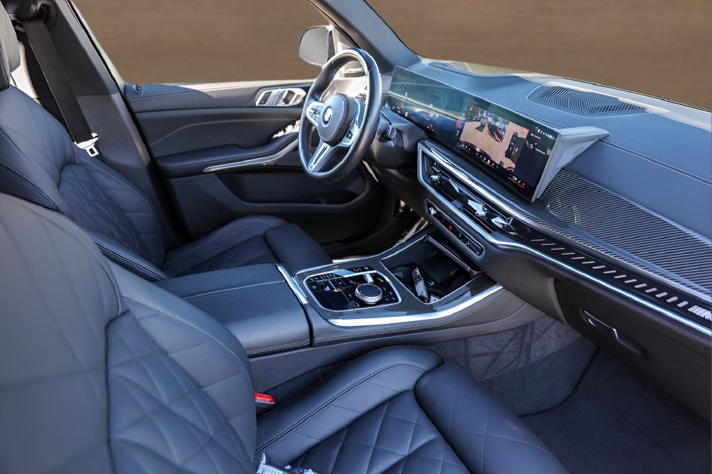 2026 BMW X5 M60i