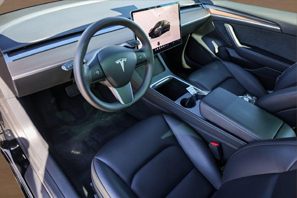 2023 Tesla Model 3 Base