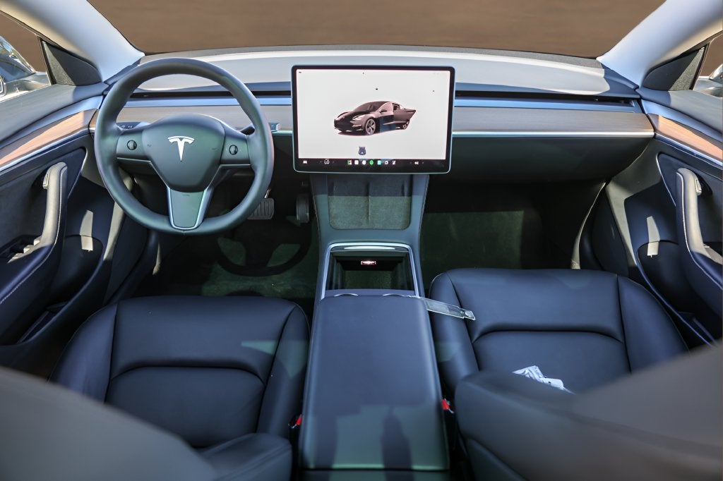 2023 Tesla Model 3 Base