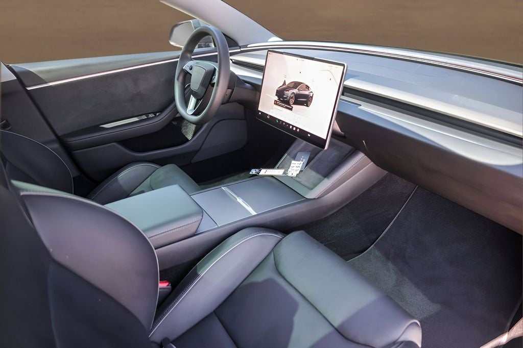 2025 Tesla Model 3 Long Range