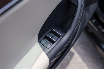 2022 Tesla Model S Base