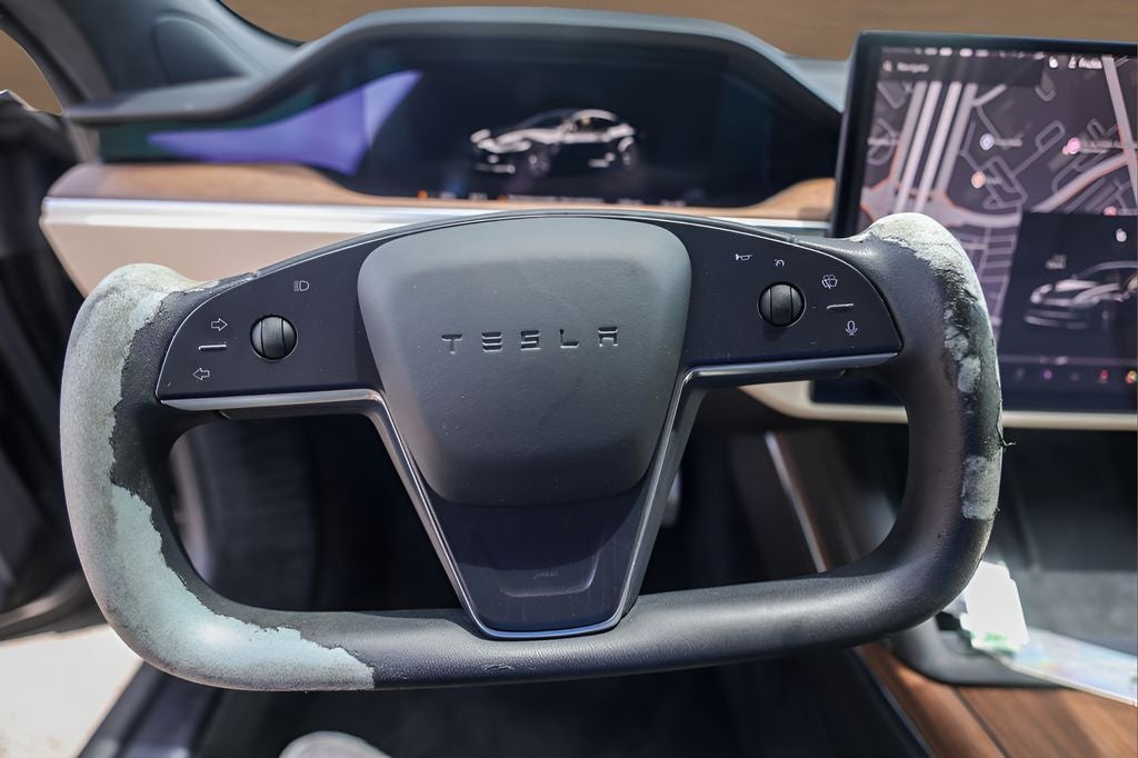 2022 Tesla Model S Base