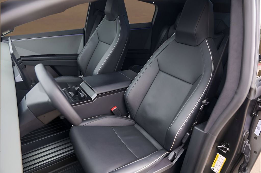 2024 Tesla Cybertruck Cyberbeast