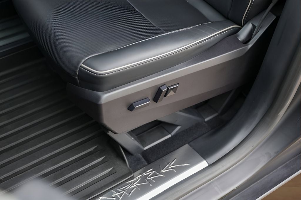 2024 Tesla Cybertruck Cyberbeast