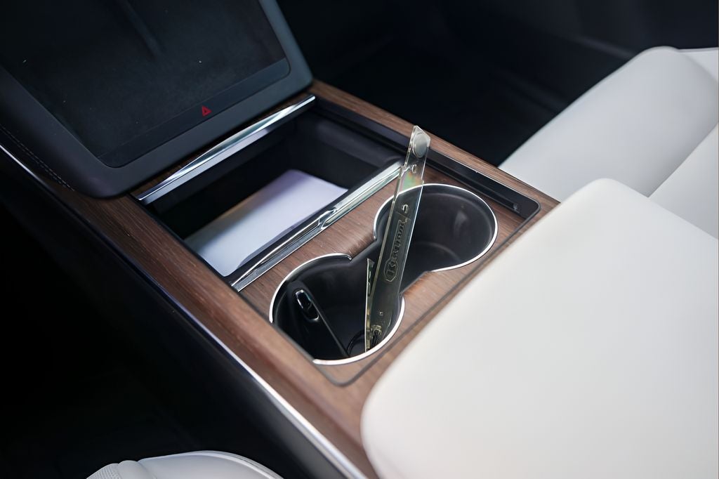 2022 Tesla Model X Base