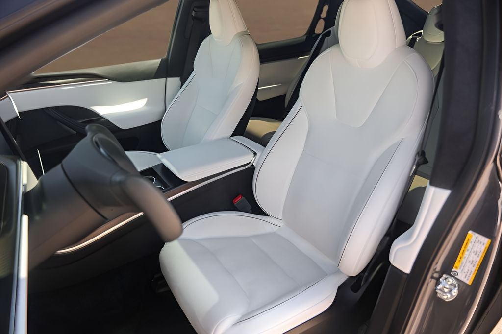 2022 Tesla Model X Plaid