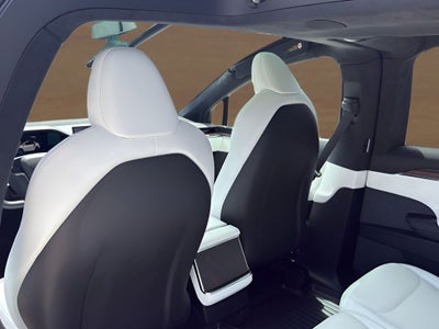 2023 Tesla Model X Base