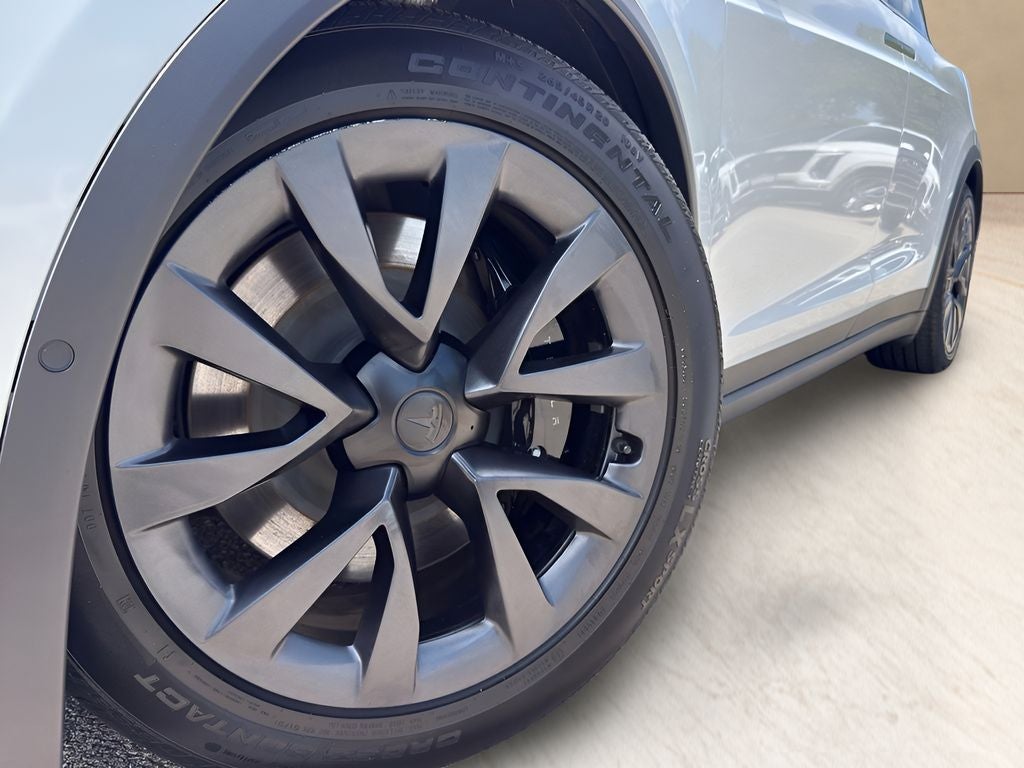 2023 Tesla Model X Base