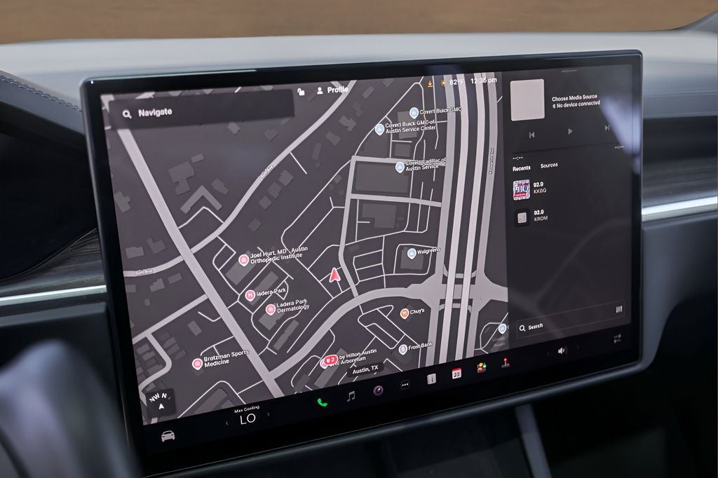 2023 Tesla Model X Standard Range