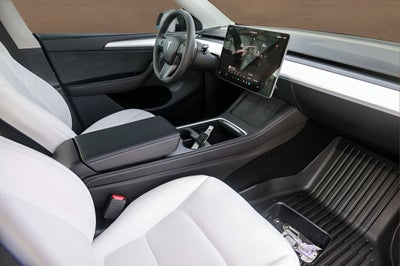 2025 Tesla Model Y Long Range