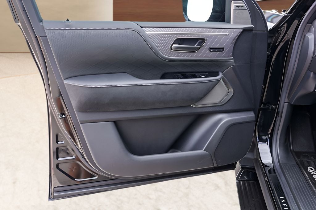 2025 INFINITI QX80 AUTOGRAPH
