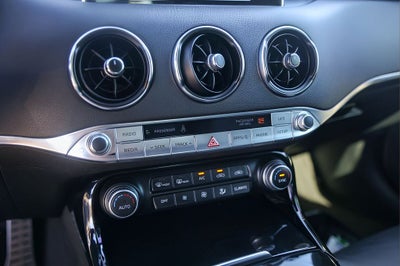 2021 Kia Stinger GT-Line