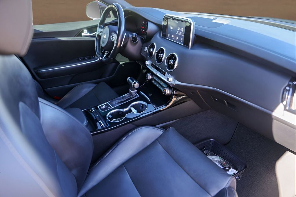 2021 Kia Stinger GT-Line