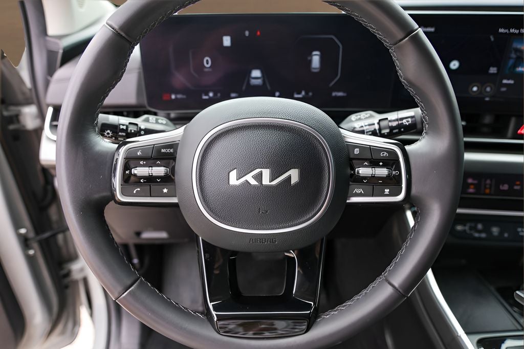 2025 Kia Carnival SX