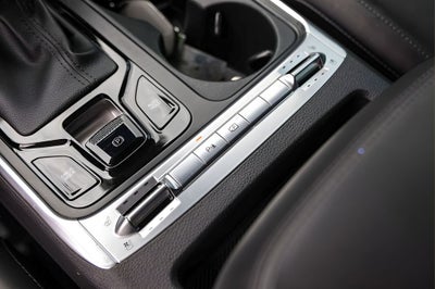 2025 Kia Carnival SX