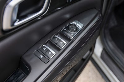 2025 Kia Carnival SX