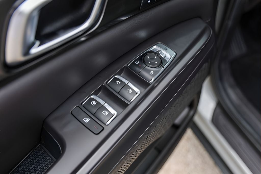 2025 Kia Carnival SX