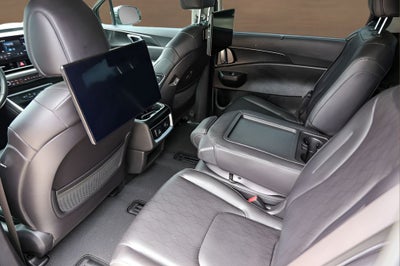 2025 Kia Carnival SX