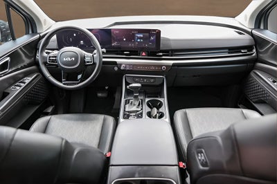 2025 Kia Carnival SX