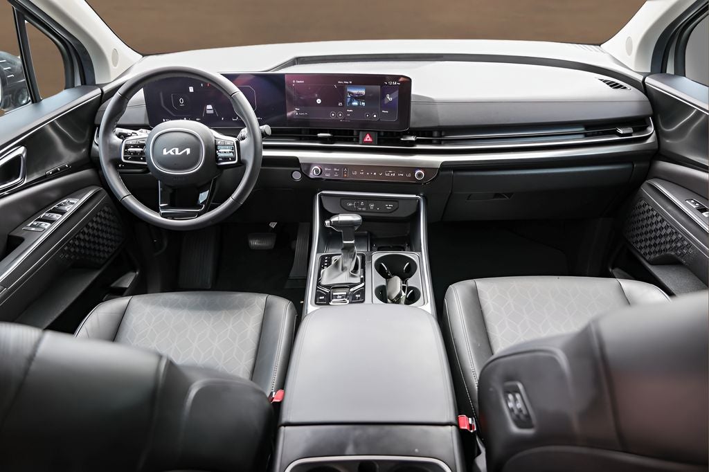 2025 Kia Carnival SX