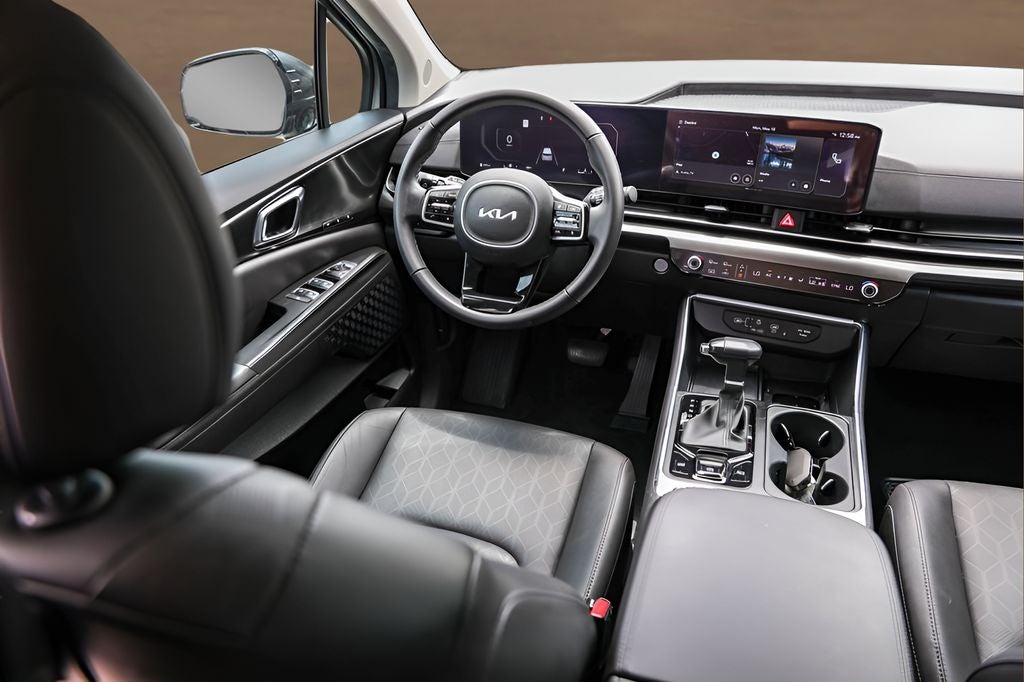2025 Kia Carnival SX