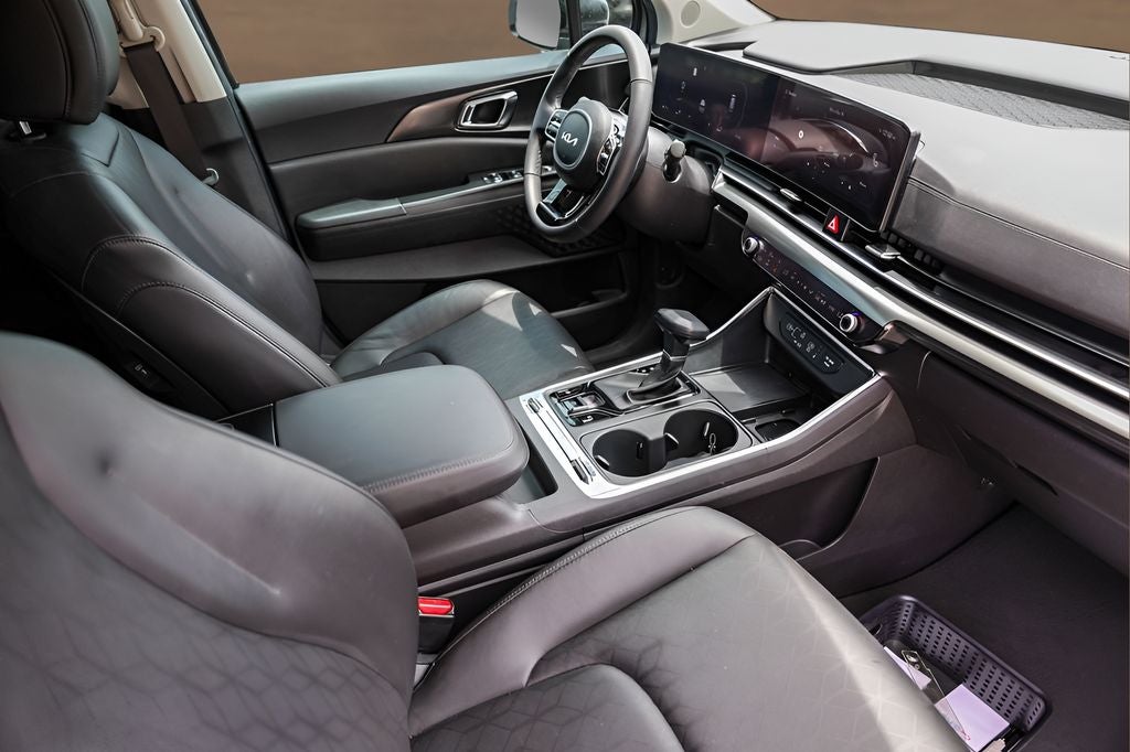 2025 Kia Carnival SX