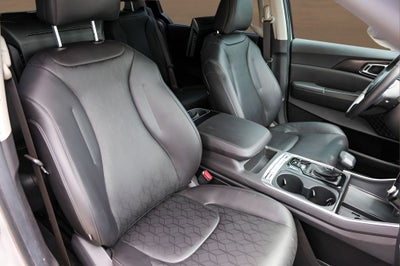 2025 Kia Carnival SX
