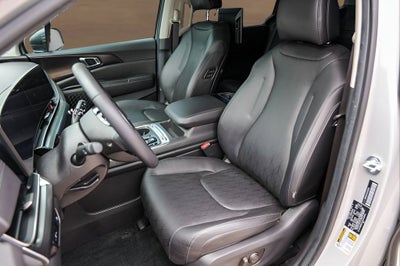 2025 Kia Carnival SX