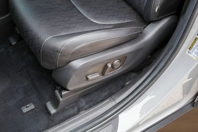2025 Kia Carnival SX