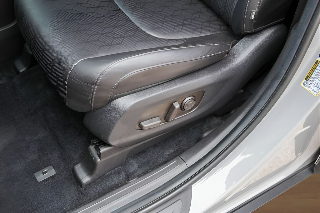 2025 Kia Carnival SX