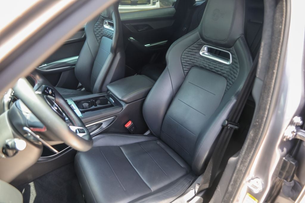 2023 Jaguar F-PACE SVR