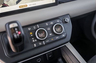 2024 Land Rover Defender 110 X-Dynamic SE