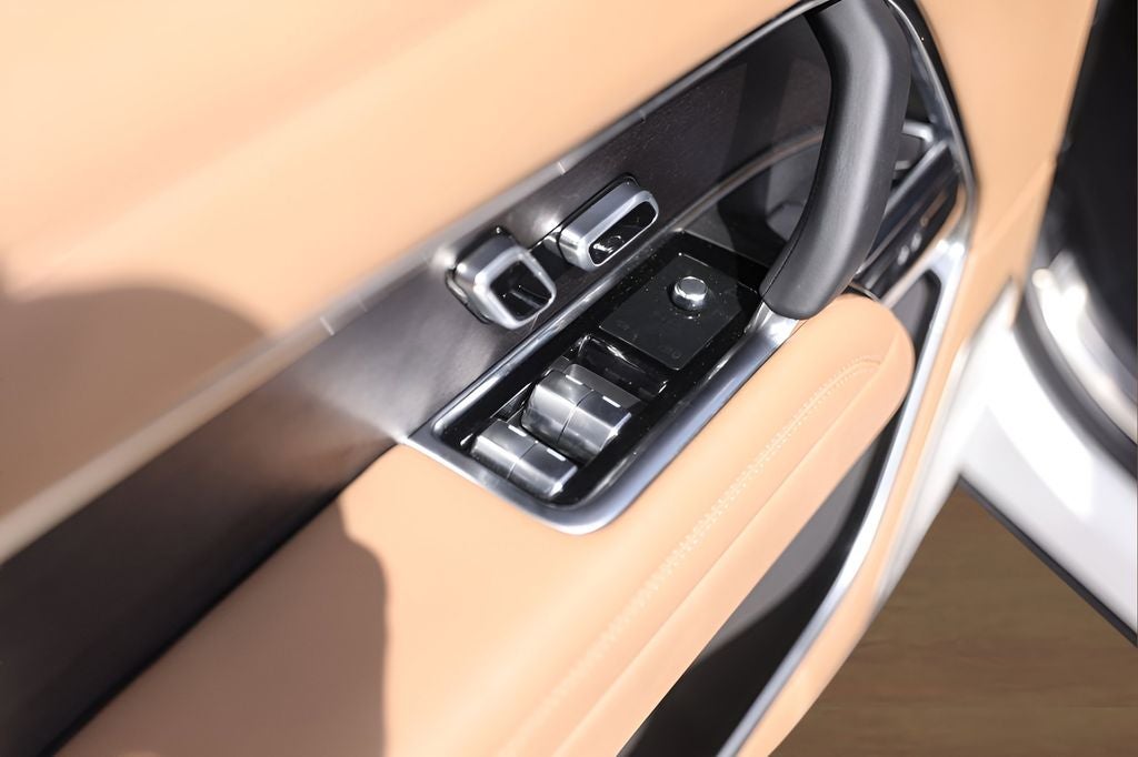 2025 Land Rover Range Rover Autobiography