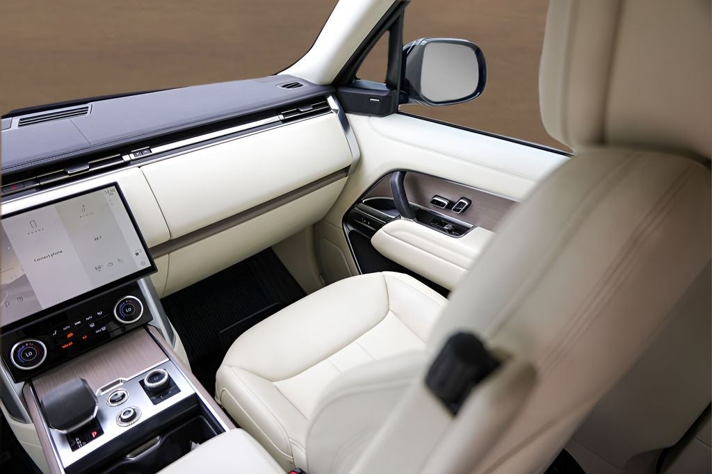 2023 Land Rover Range Rover SE LWB