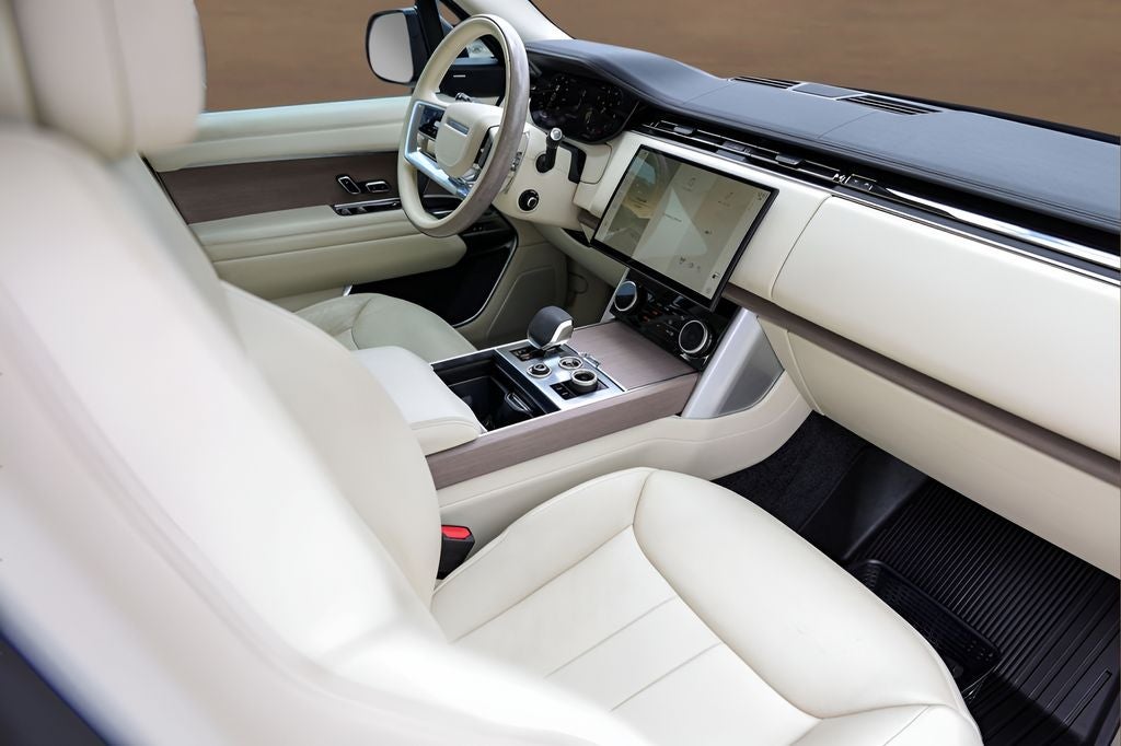 2023 Land Rover Range Rover SE LWB