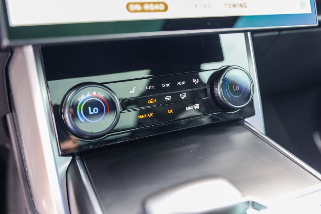 2023 Land Rover Range Rover SV LWB
