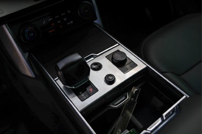 2023 Land Rover Range Rover SV LWB