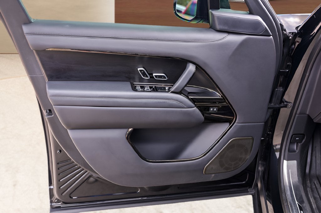 2023 Land Rover Range Rover SV LWB
