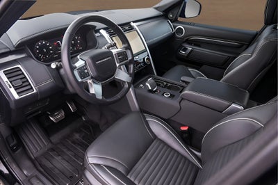 2024 Land Rover Discovery Metropolitan Edition