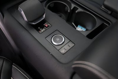 2024 Land Rover Discovery Metropolitan Edition