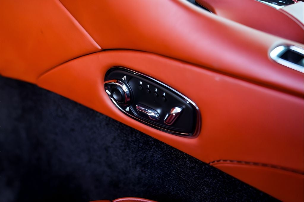 2019 Aston Martin DBS Superleggera