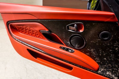 2019 Aston Martin DBS Superleggera