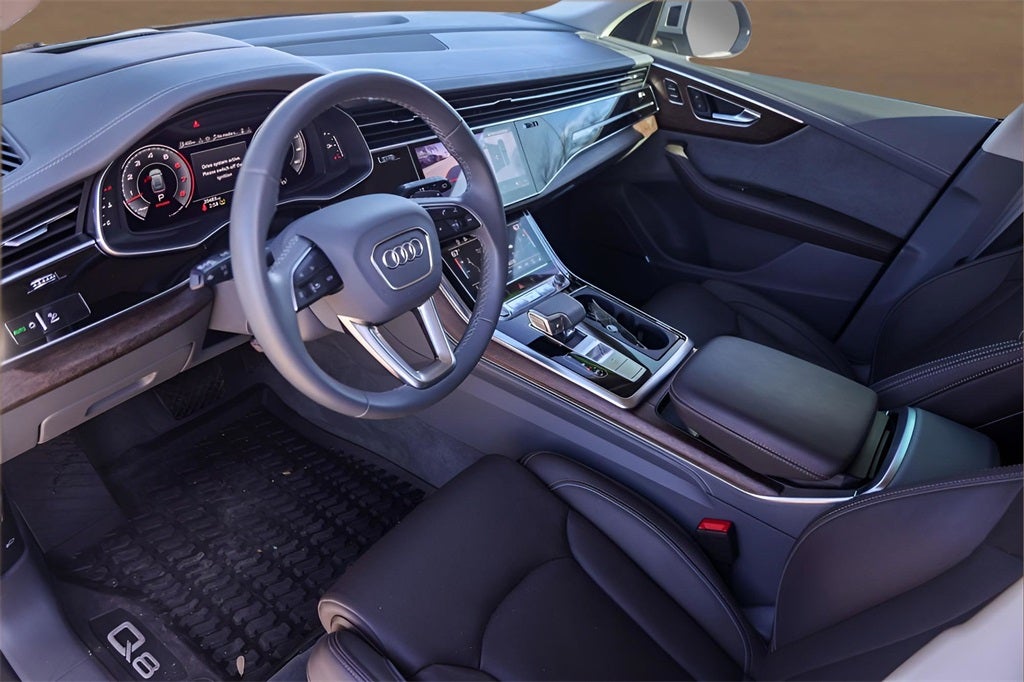 2024 Audi Q8 55 Prestige quattro