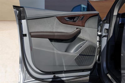 2024 Audi Q8 55 Prestige quattro