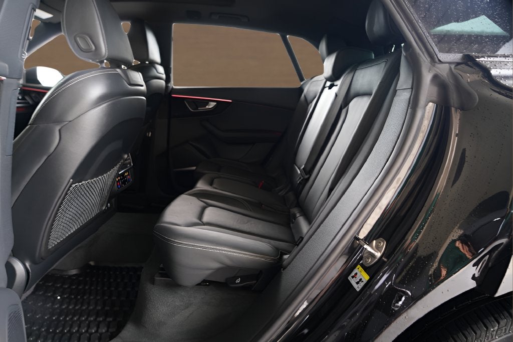 2025 Audi Q8 55 Prestige quattro