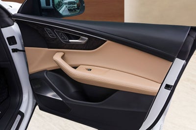 2023 Audi Q8 55 Prestige quattro