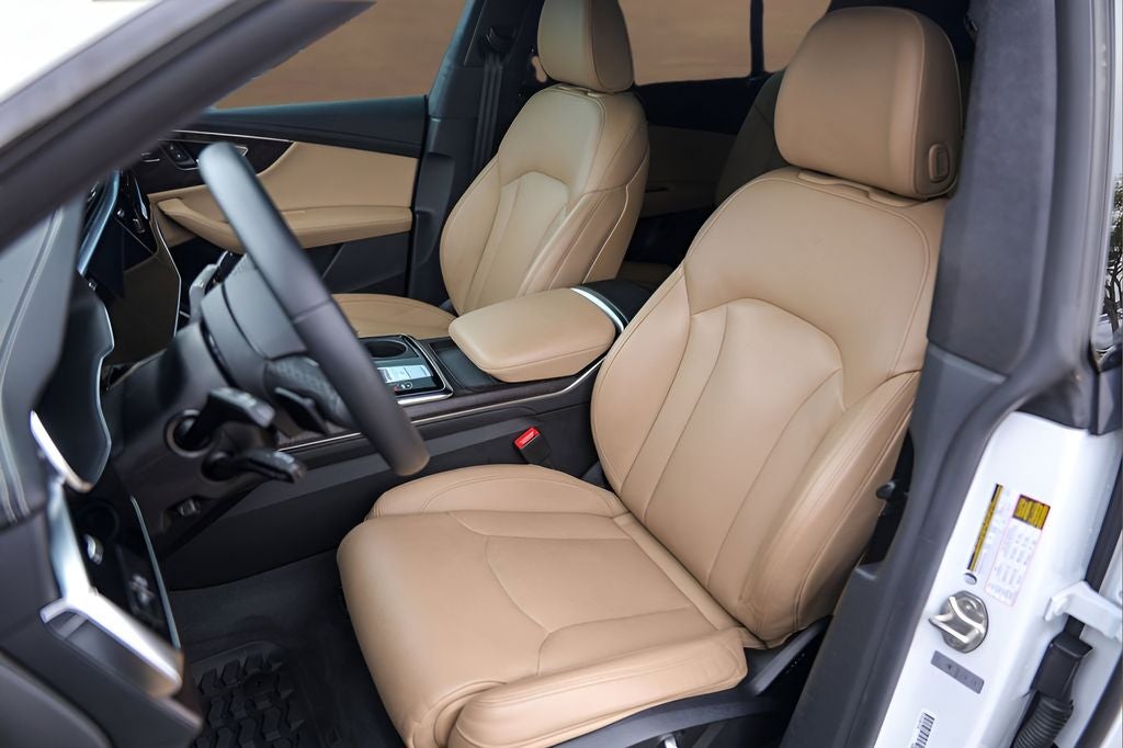 2023 Audi Q8 55 Prestige quattro