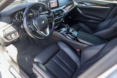 2019 BMW 5 Series 530i